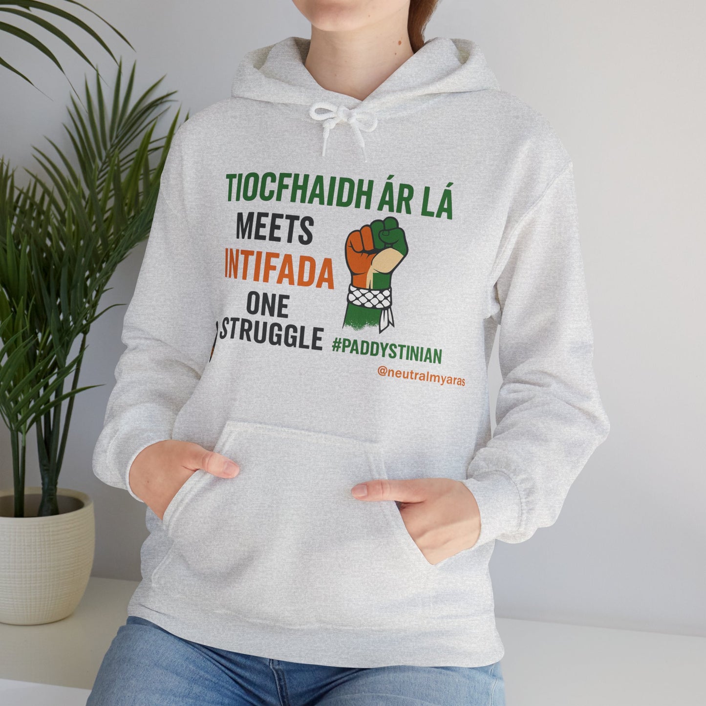 👕 “Tiocfaidh ár lá” Meets “Intifada” – One Struggle - Paddystinian Hoodie